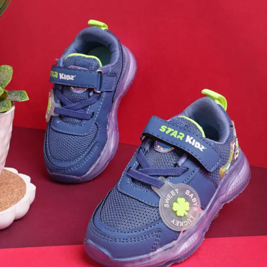 buy kids shoes online India
