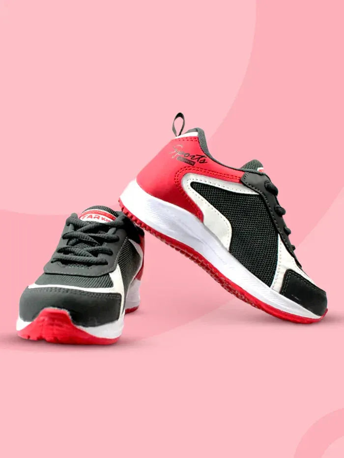 How Should Kids Shoes Fit?